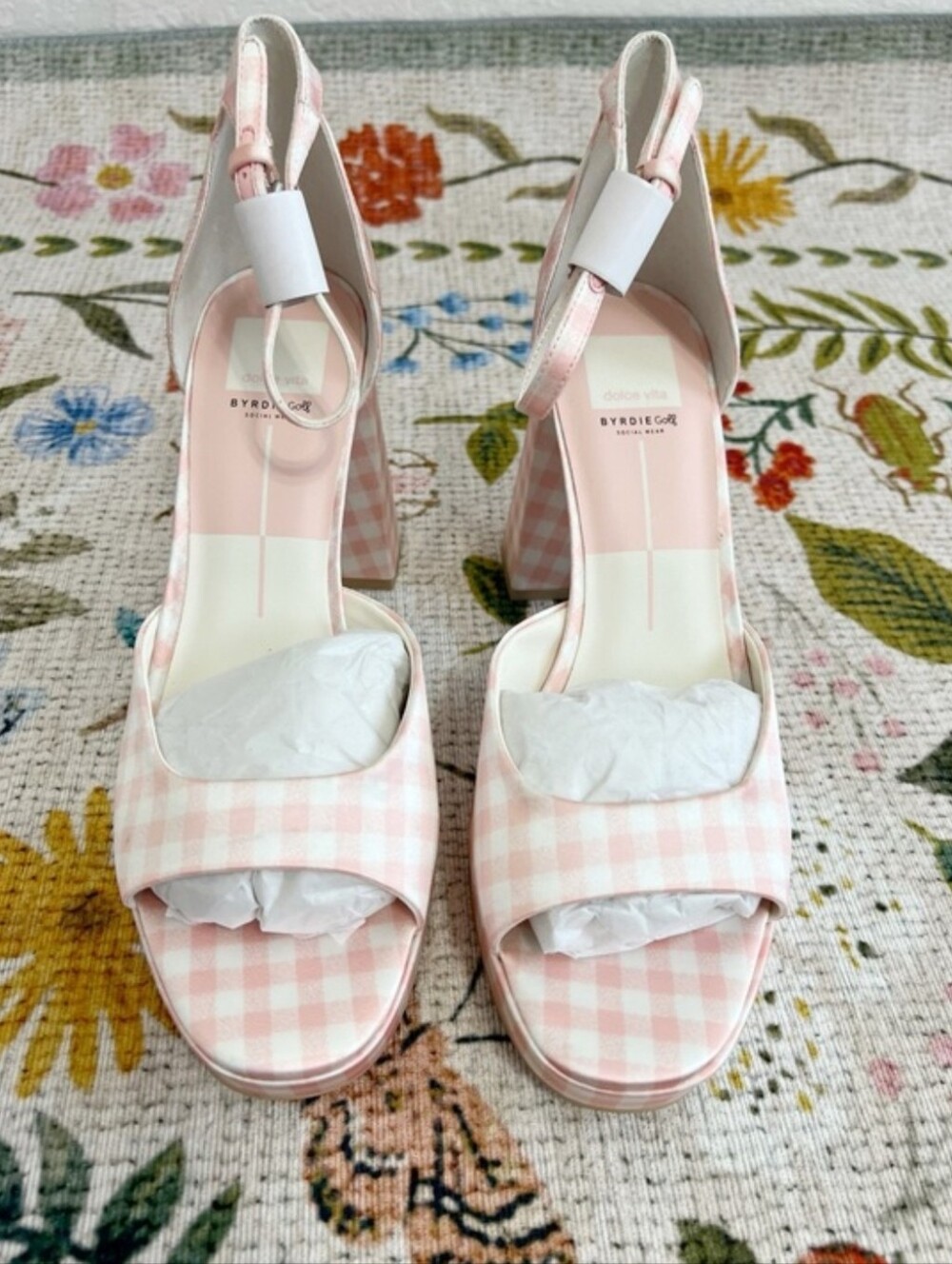New Dolce Vita Byrdie Gold Pandro Gingham Heels - Picture 5 of 15